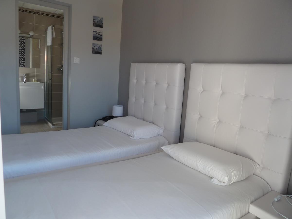 ארגלס-סור-מר Hotel Bleu Azur מראה חיצוני תמונה
